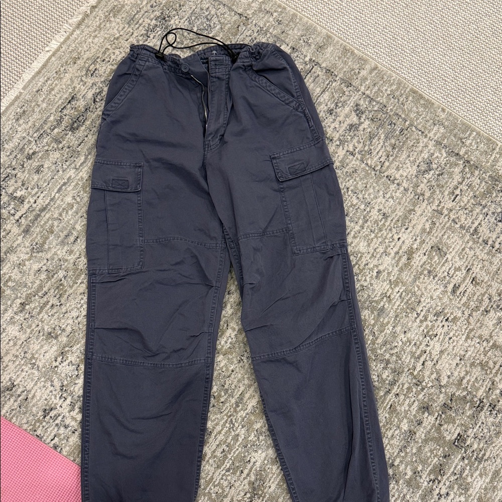 Brandy Melville Navy Cargo Pants for Men